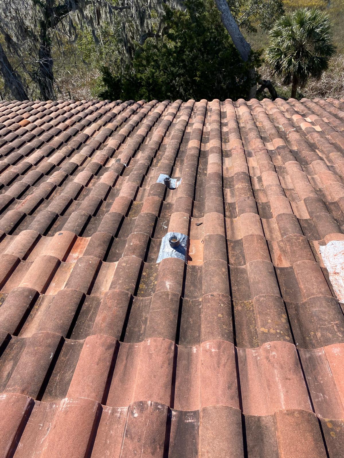 Clay tile roof repair